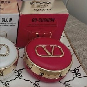 ✨Mini Powder Compact✨Valentino ✨NEW